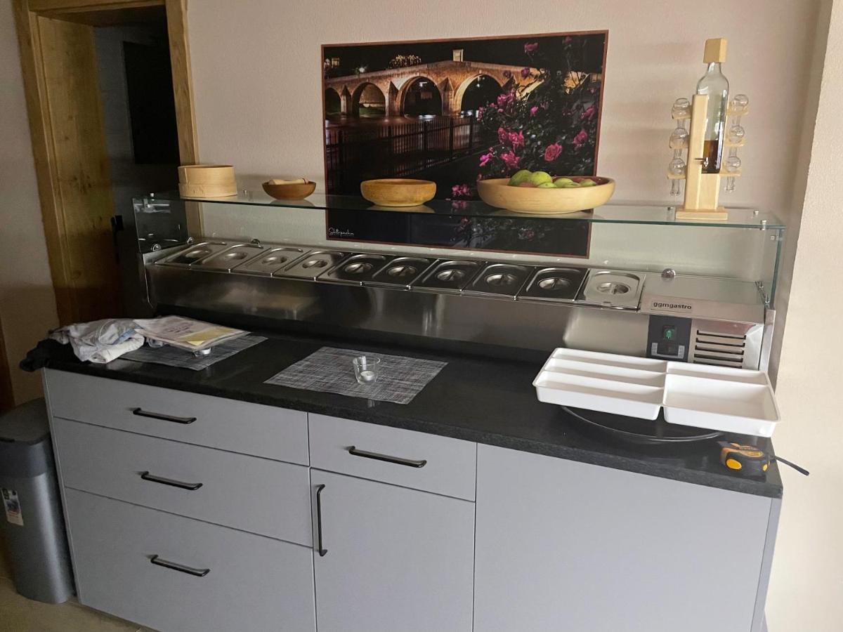 Josanica Bed&Breakfast Konjic Bagian luar foto